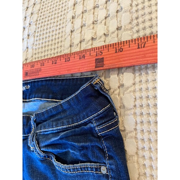 Arizona Jeans Size 13 Womens Denim Distressed Cuffed Shorts Vacation Travel Pool - Picture 3 of 9